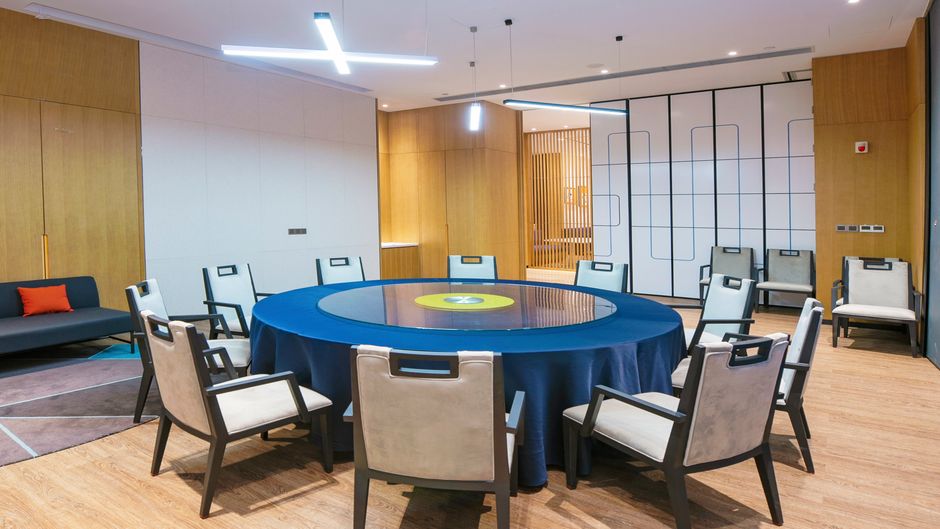 Holiday Inn Express Luanchuan Restaurant