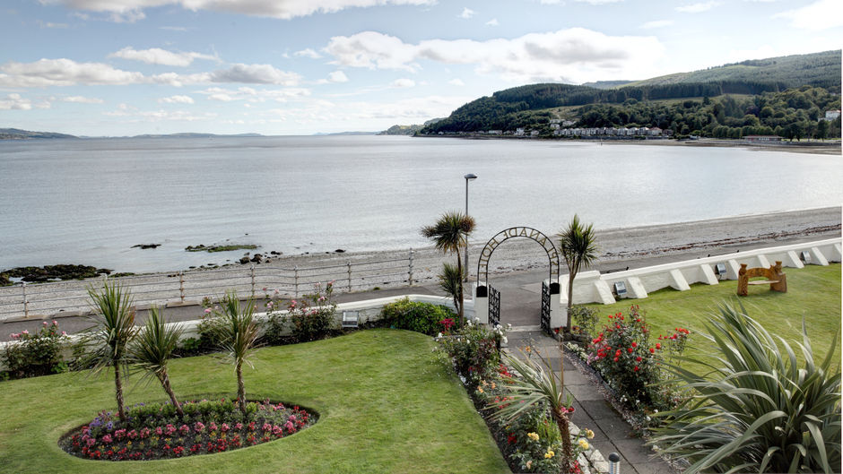 Esplanade Hotel Dunoon Exterior