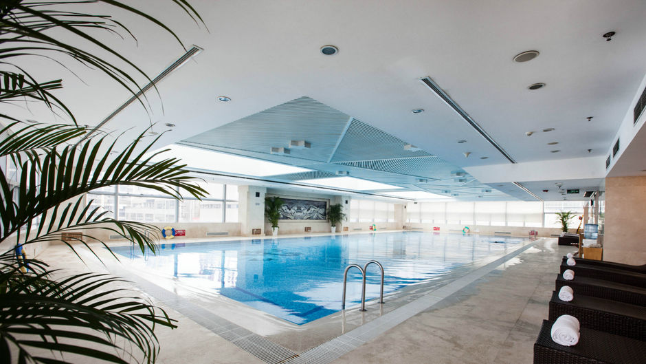 Holiday Inn Beijing Focus Square Pool