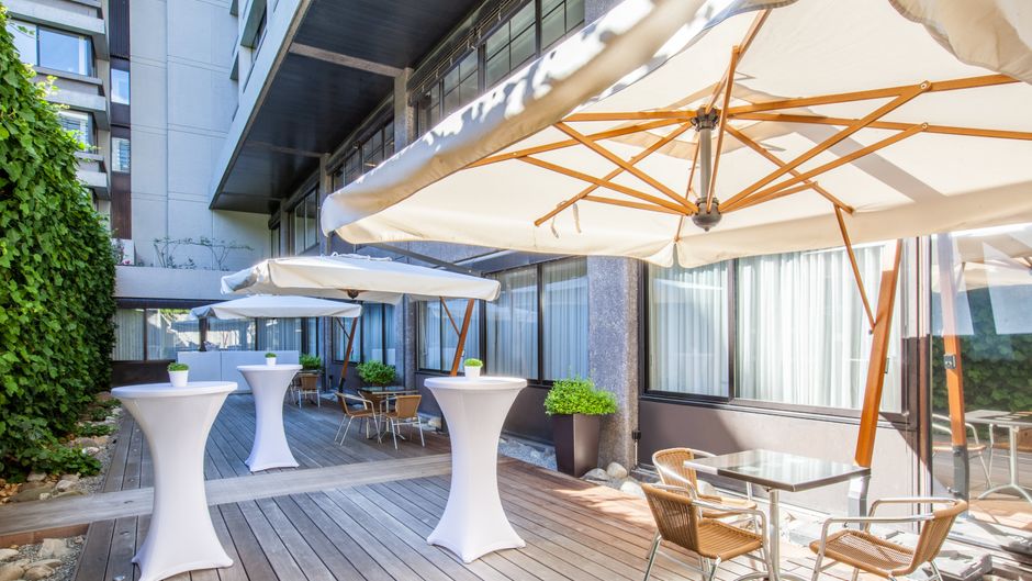 Crowne Plaza Geneva Meeting