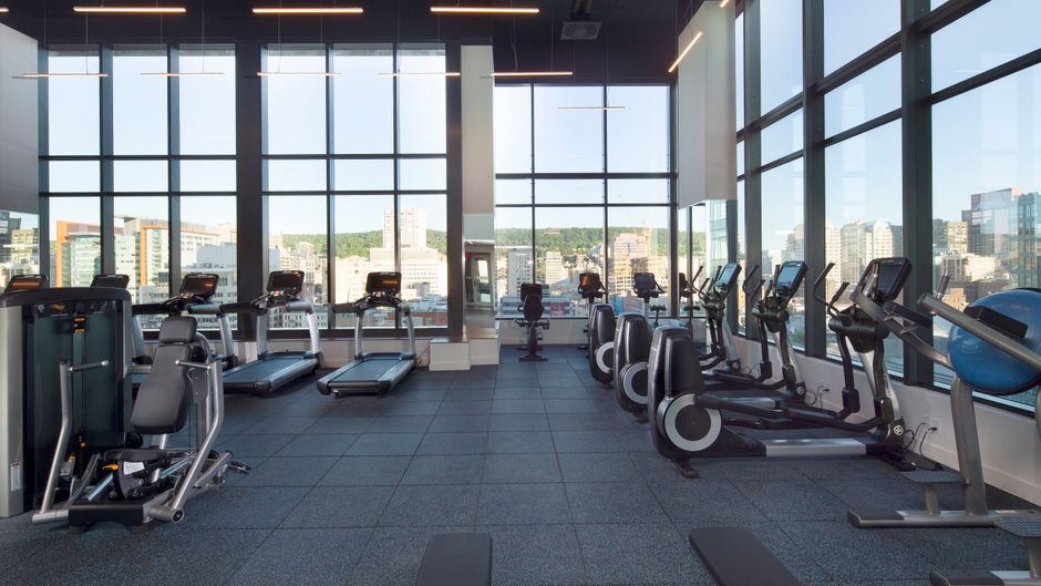 Holiday Inn Hotel/Stes Centre-ville West Health Club