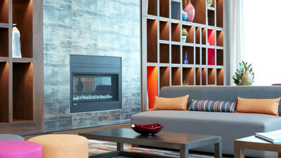 Holiday Inn Hotel/Stes Centre-ville West
