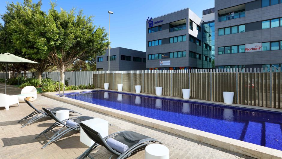 Exe Puerto de Sagunto Pool
