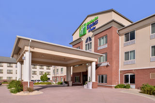 Holiday Inn Express & Stes Emporia NW