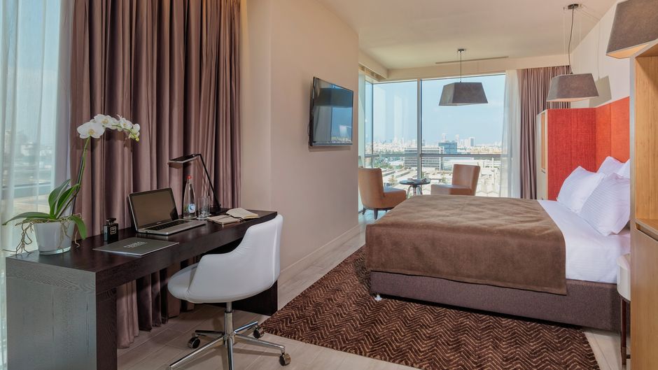 Prima Link Hotel Room