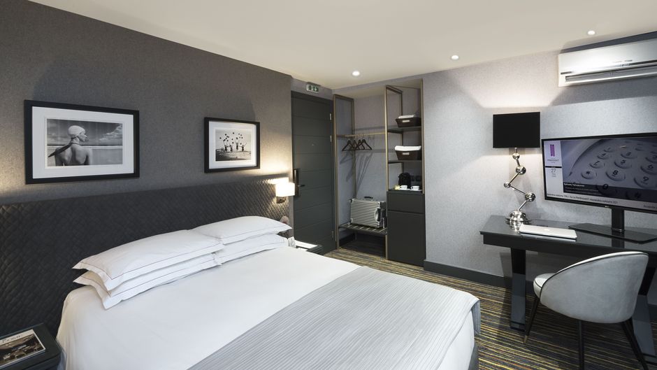 President Hotel Room