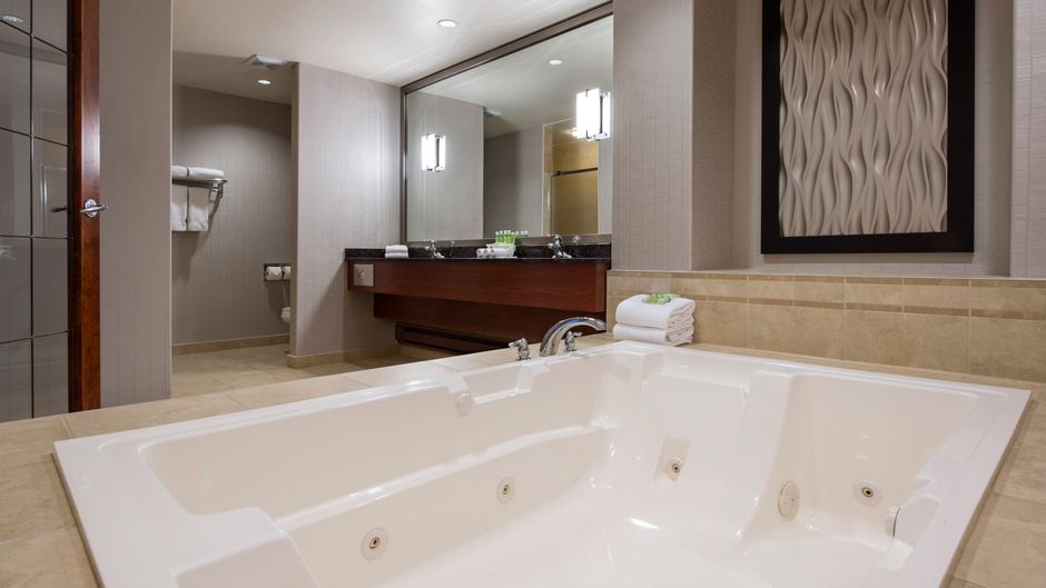 Holiday Inn Express Room