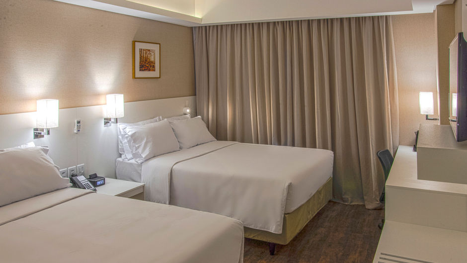 Holiday Inn Express Farroupilha Room
