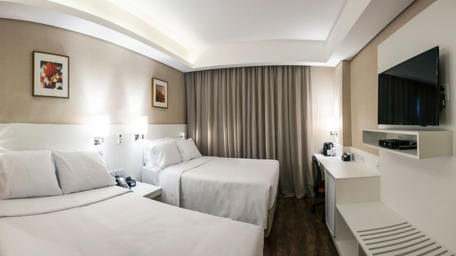 Holiday Inn Express Farroupilha Room