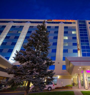 Armon Plaza Montreal Airport
