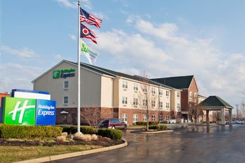 Holiday Inn Express & Suites Columbus Ea