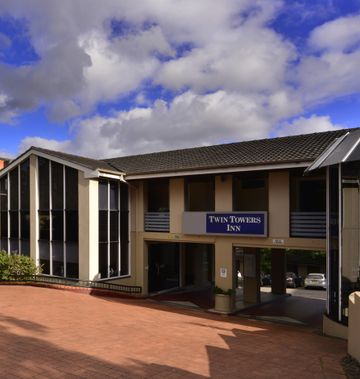 Twin Towers Inn
