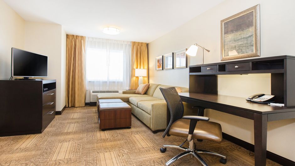 Staybridge Suites West Edmonton Suite