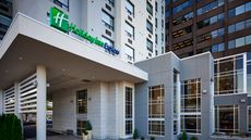 Holiday Inn Express Windsor Waterfront