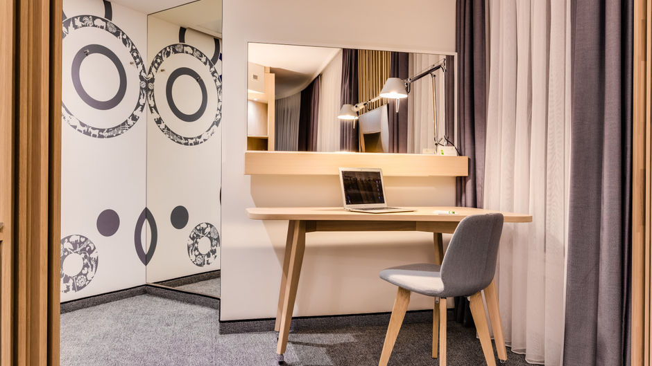Holiday Inn Warsaw City Centre Suite