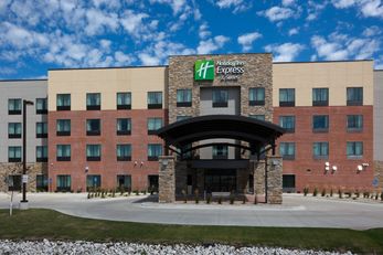 Holiday Inn Express Hotel & Suites