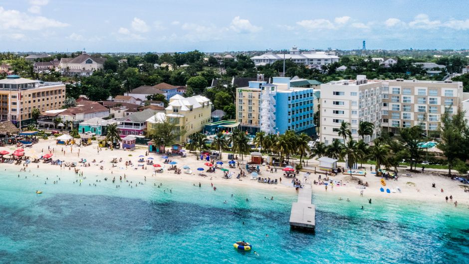 Holiday Inn Express & Suites Nassau Beach