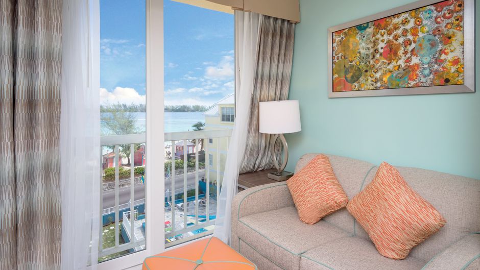 Holiday Inn Express & Suites Nassau Room