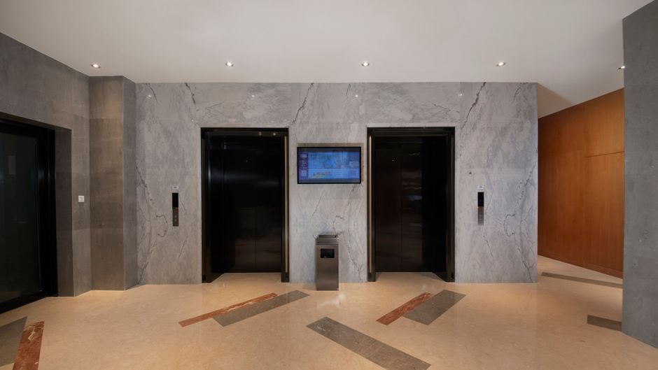 Holiday Inn Express Zhengzhou Zhengdong Lobby