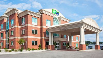 Holiday Inn Express Hotel & Suites