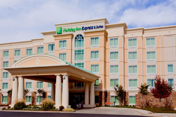 Holiday Inn Express & Suites Jackson NE