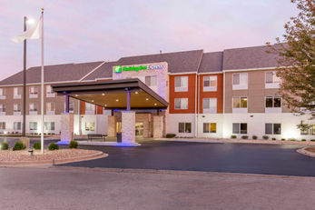 Holiday Inn Express & Suites ChicagoWest
