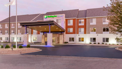 Holiday Inn Express & Suites ChicagoWest