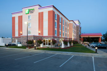 Holiday Inn Express Hotel & Suites Bixby