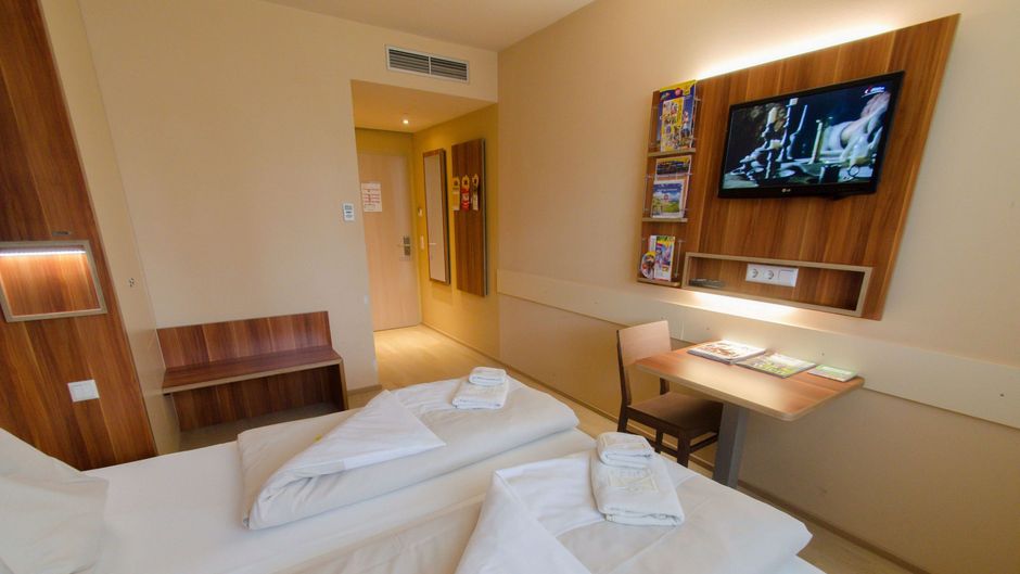 Hotel Jufa Graz Room