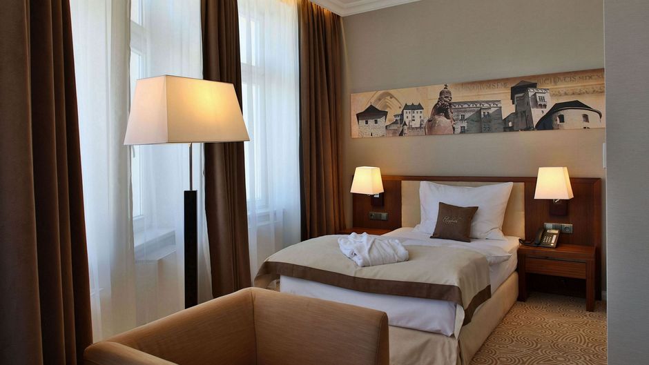 Hotel Elizabeth Room