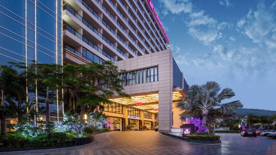 Crowne Plaza Sanya City Center Exterior