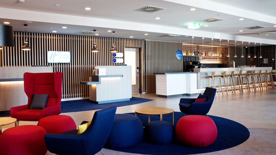 Holiday Inn Express Ringsheim Lobby
