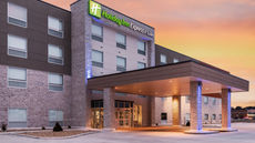Holiday Inn Express & Suites West Plains