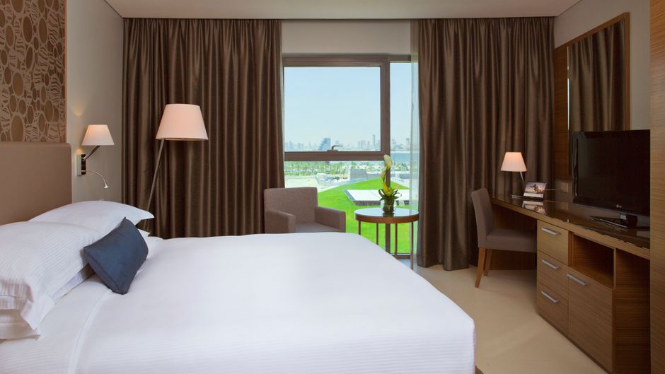 Majestic Arjaan by Rotana Suite