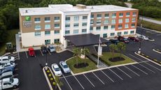 Holiday Inn Express & Suites Piedmont