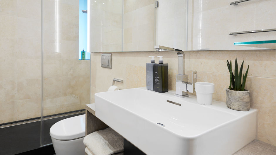 Living Hotels Frankfurt Room