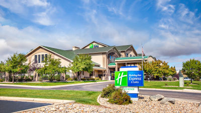 Holiday Inn Express & Suites