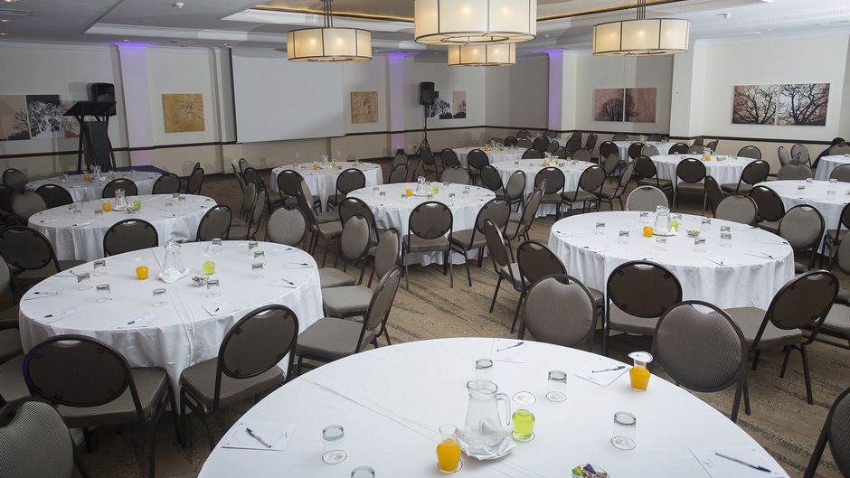 Centurion Lake Hotel Meeting