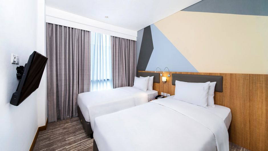 Holiday Inn Express Matraman Room