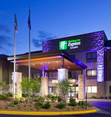 Holiday Inn Express Minneapolis