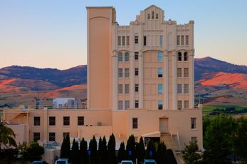 Ashland Springs Hotel