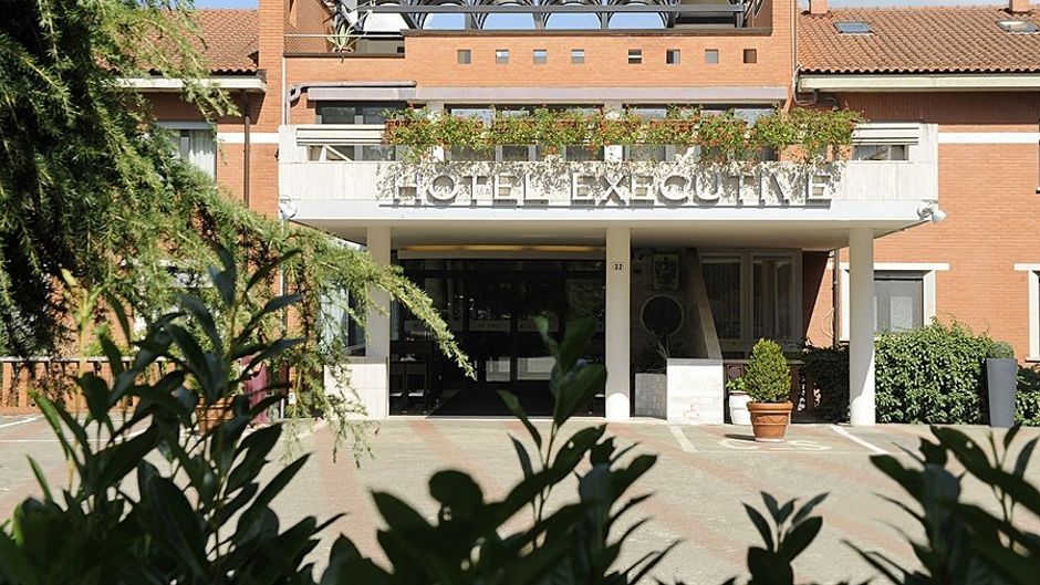 Executive Hotel Exterior