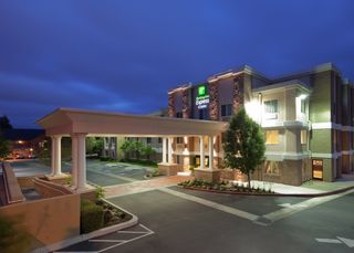 Holiday Inn Express