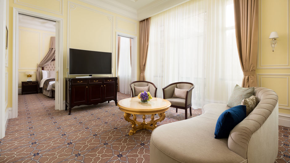 Lotte Hotel Suite
