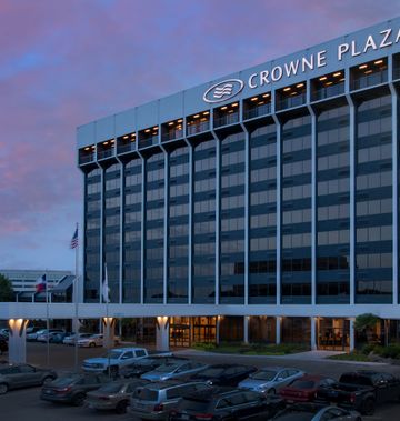 Crowne Plaza San Antonio Airport