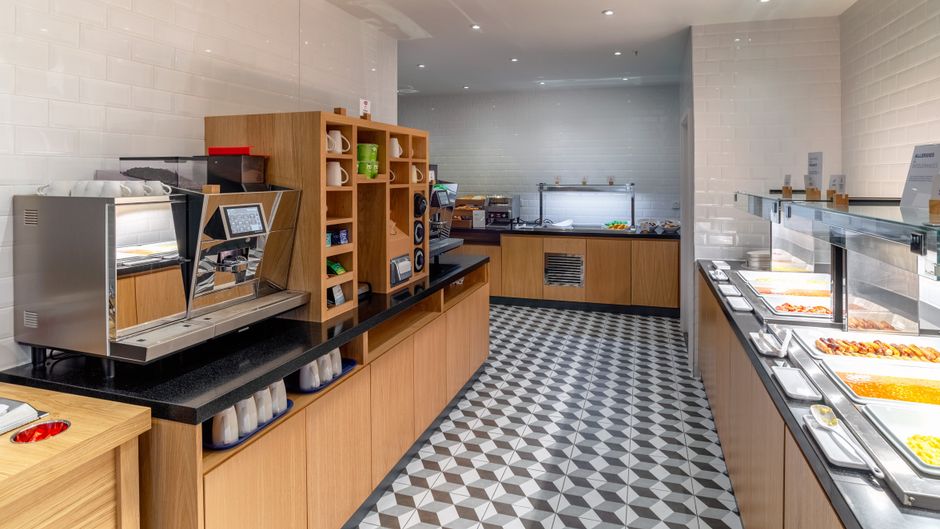 Holiday Inn Express Heathrow T4 Restaurant