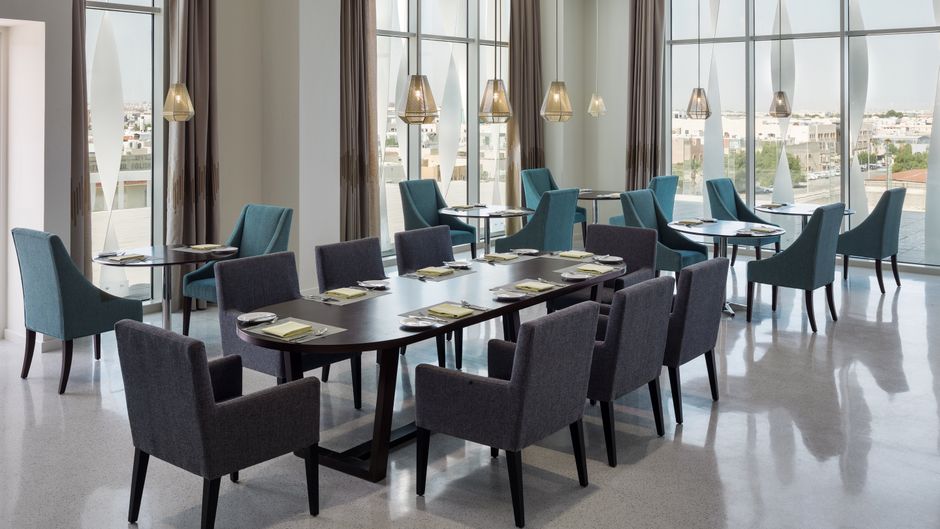 Staybridge Suites al Khobar Restaurant