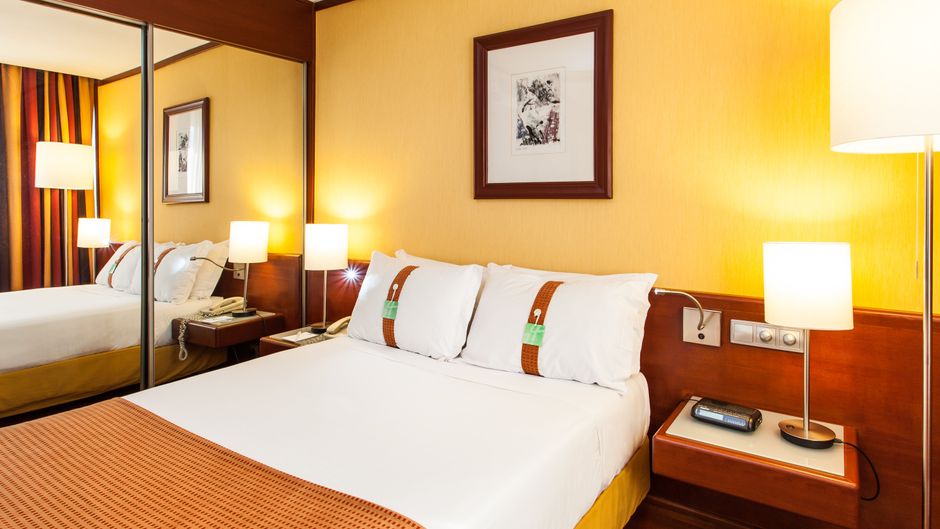 Holiday Inn Lisbon Continental Room