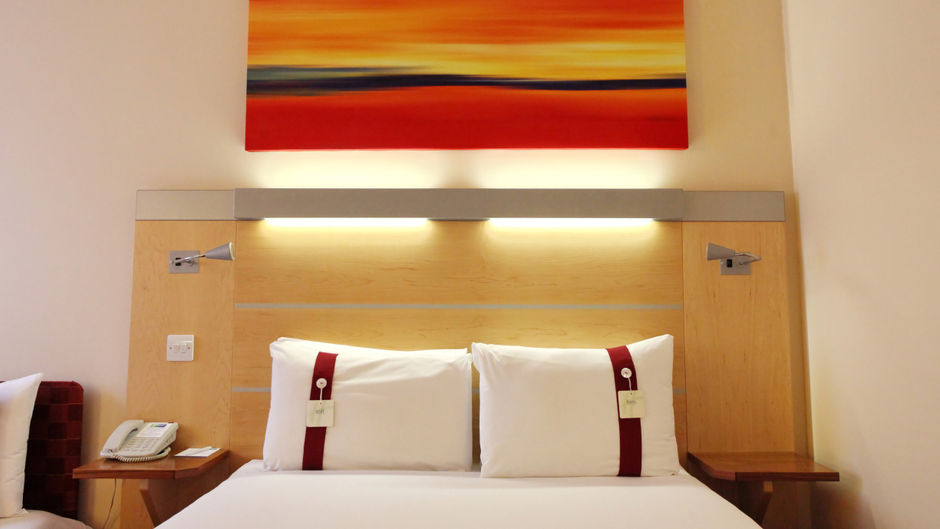 Holiday Inn Express Birmingham Redditch Room