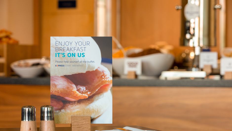 Holiday Inn Express Birmingham Redditch Restaurant